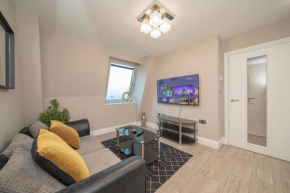 MORDEN 1 BEDROOM 5 mins away from brighton seafront